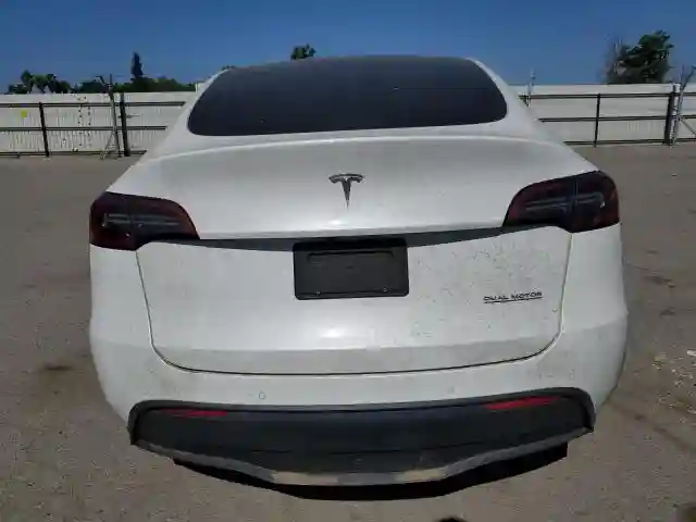 7SAYGDEF9NF392197 2022 TESLA MODEL Y-5