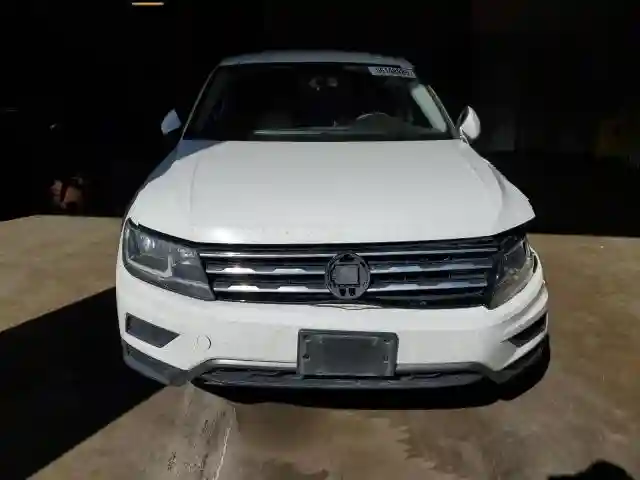 3VV2B7AX7KM101190 2019 VOLKSWAGEN TIGUAN-4