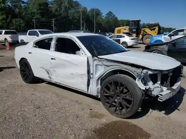 2C3CDXBG9KH743683 2019 DODGE CHARGER-3