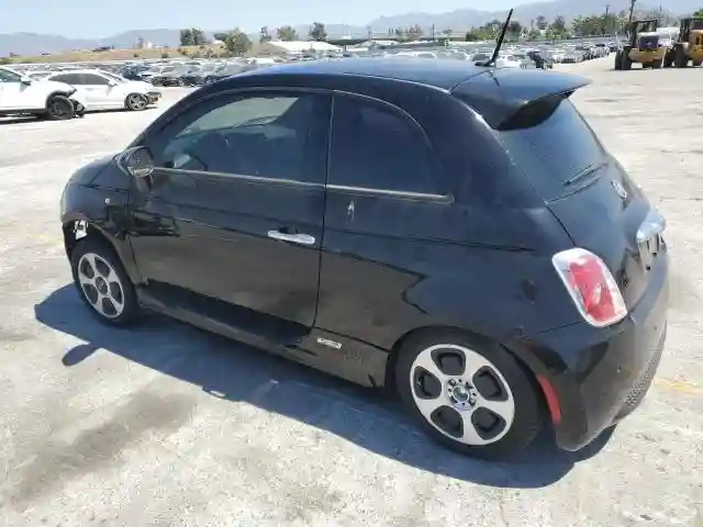3C3CFFGE3FT642311 2015 FIAT 500-1