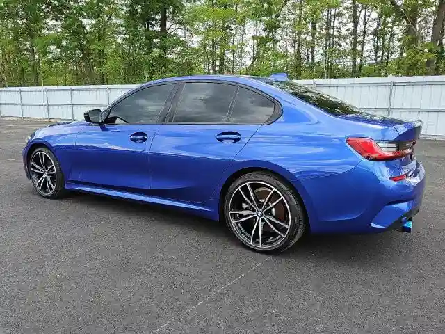 3MW5R7J02M8C00695 2021 BMW 3 SERIES-1