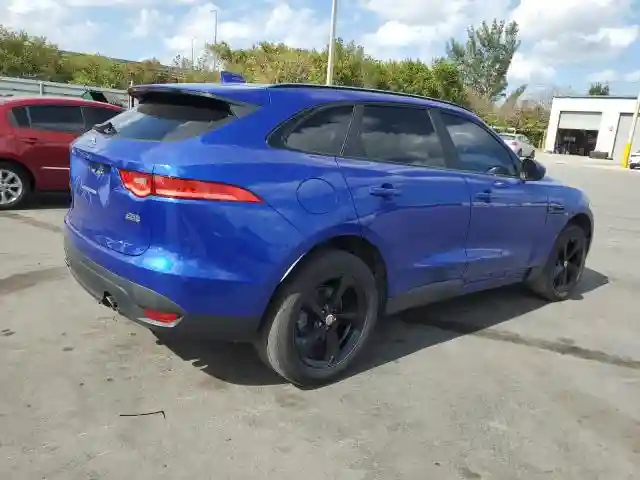 SADCJ2FX1JA258666 2018 JAGUAR F-PACE-2