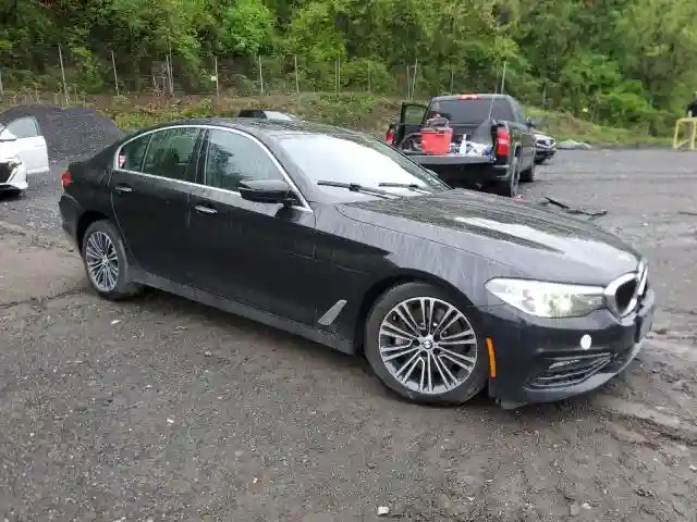 WBAJA7C37HWA70846 2017 BMW 5 SERIES-3