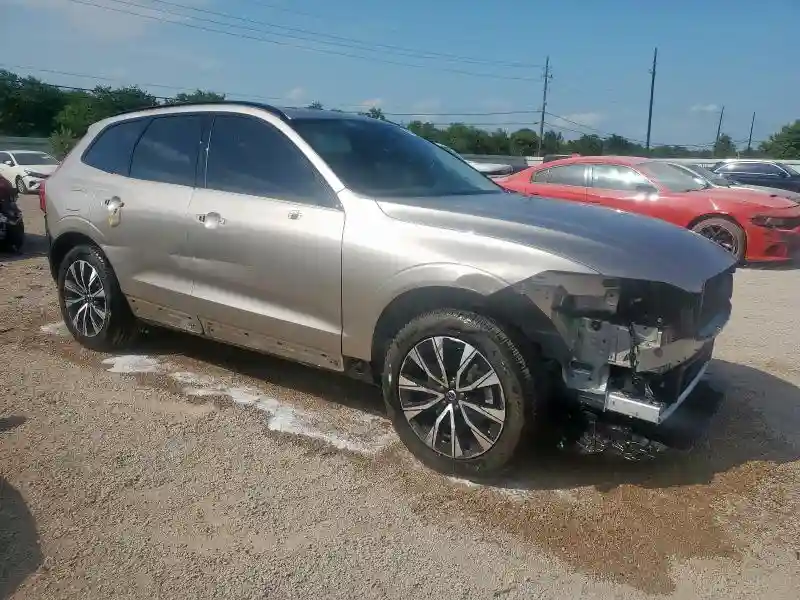 YV4M12RC9S1116363 2025 VOLVO XC60 PLUS-3
