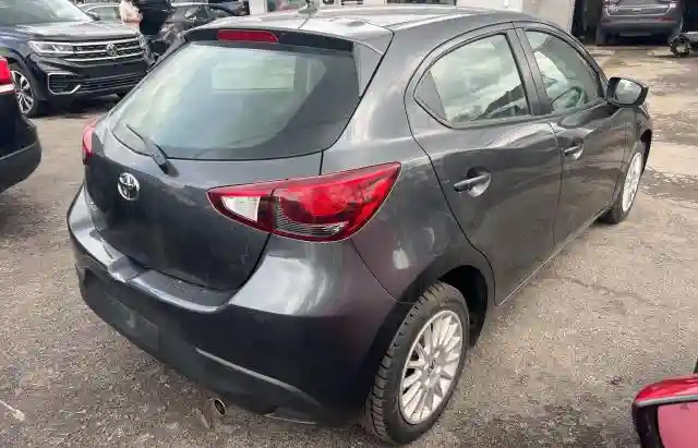 3MYDLBJV5LY713969 2020 TOYOTA YARIS-2