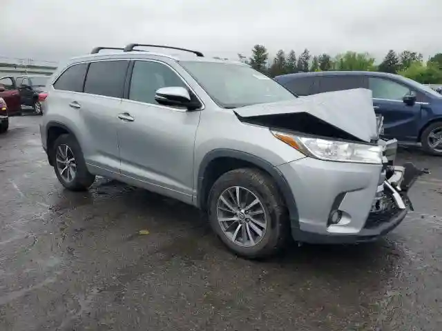 5TDJZRFH1HS375710 2017 TOYOTA HIGHLANDER-3