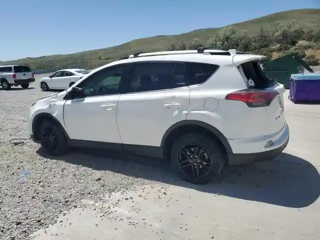 JTMBFREV2JD253105 2018 TOYOTA RAV4-1