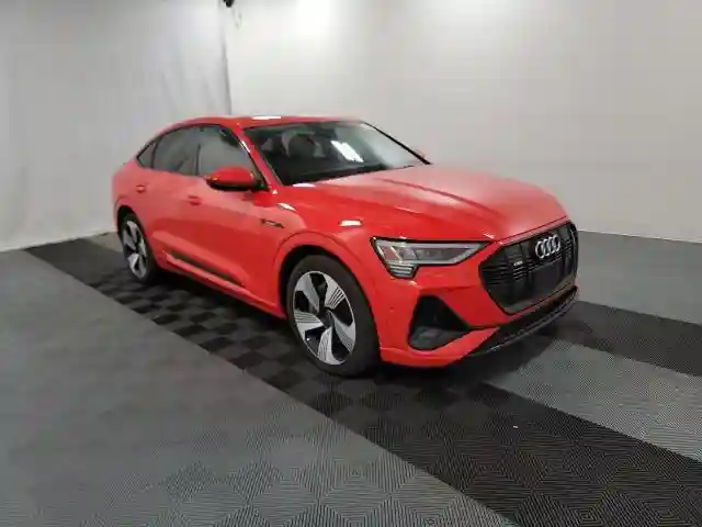 WA13AAGEXMB030421 2021 AUDI E-TRON-0