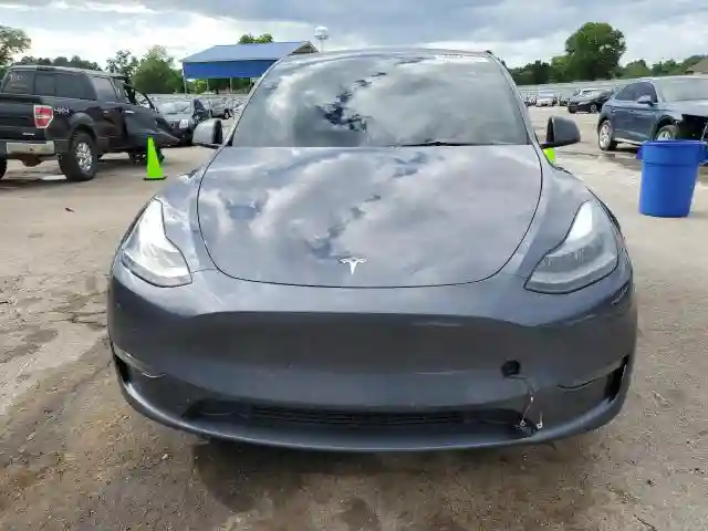 7SAYGDEE5PA181666 2023 TESLA MODEL Y-4