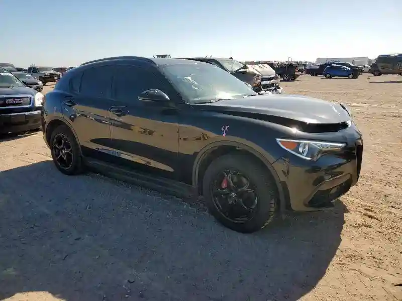 ZASPAKAN7N7D30757 2022 ALFA ROMEO STELVIO-3