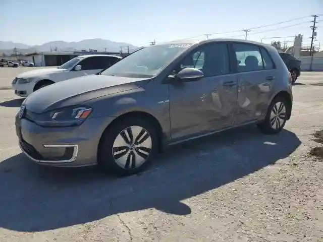 WVWPP7AU1GW916570 2016 VOLKSWAGEN GOLF-0