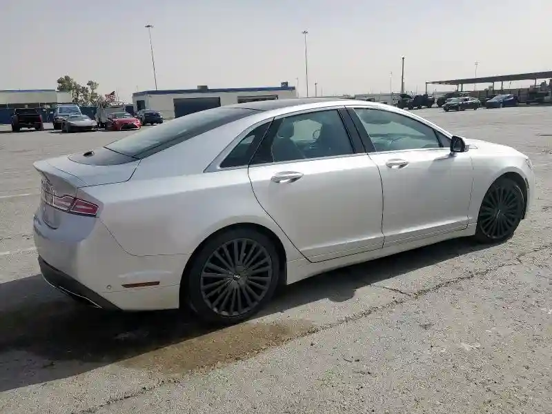 3LN6L5FC7JR607221 2018 LINCOLN MKZ-2