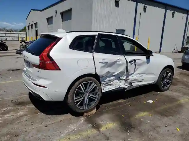 YV4BR0DM1M1698241 2021 VOLVO XC60 T8 RE-2