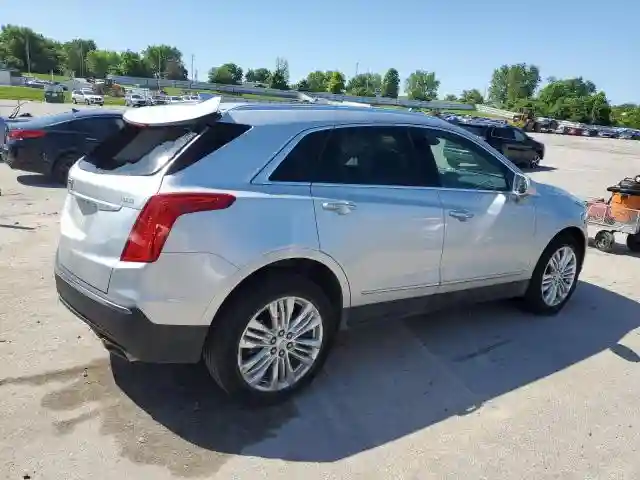 1GYKNFRS7JZ226772 2018 CADILLAC XT5-2