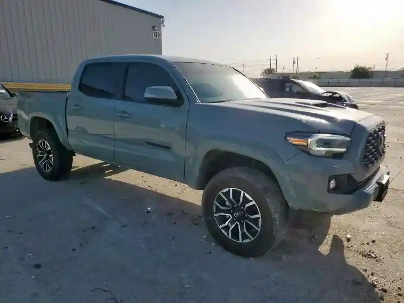 3TYCZ5AN4PT118767 2023 TOYOTA TACOMA-3