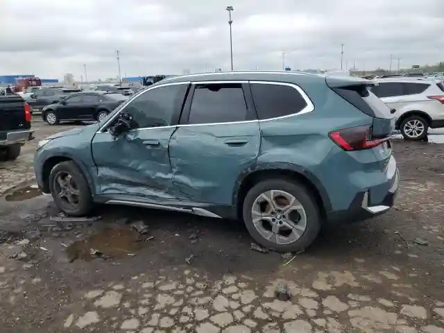 WBX73EF05P5W52879 2023 BMW X1-1