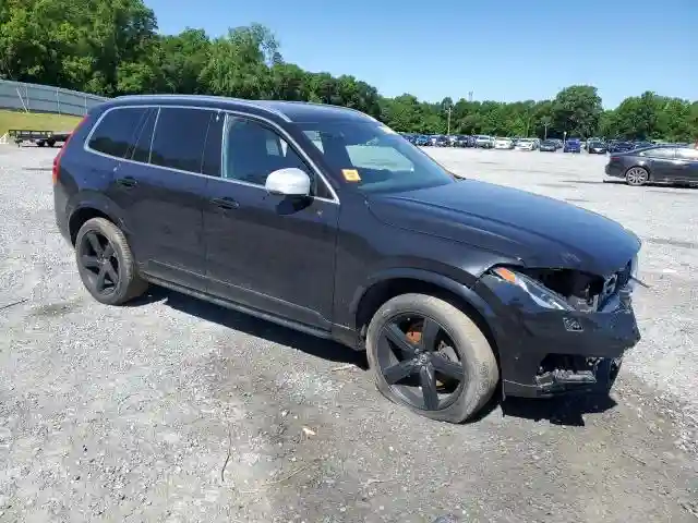 YV4102KM3J1197237 2018 VOLVO XC90-3