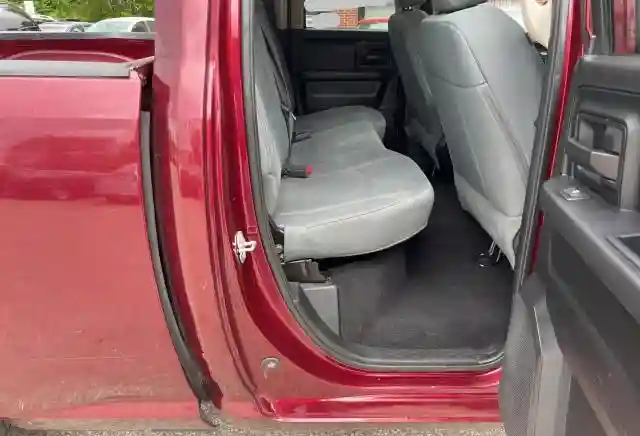 1C6RR7FG5HS558962 2017 RAM 1500-5