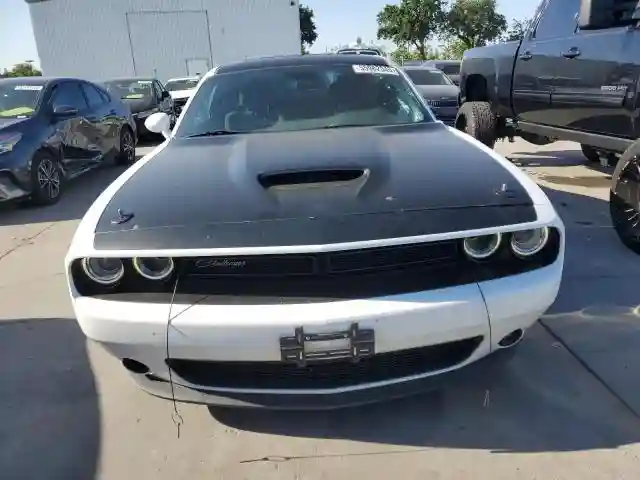 2C3CDZBT4HH531632 2017 DODGE CHALLENGER-4