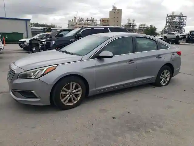 5NPE24AF3HH521965 2017 HYUNDAI SONATA-0