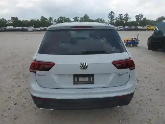 3VV1B7AX8JM013730 2018 VOLKSWAGEN TIGUAN-5