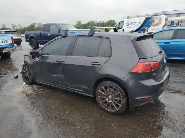 3VW547AU8HM012262 2017 VOLKSWAGEN GTI-1