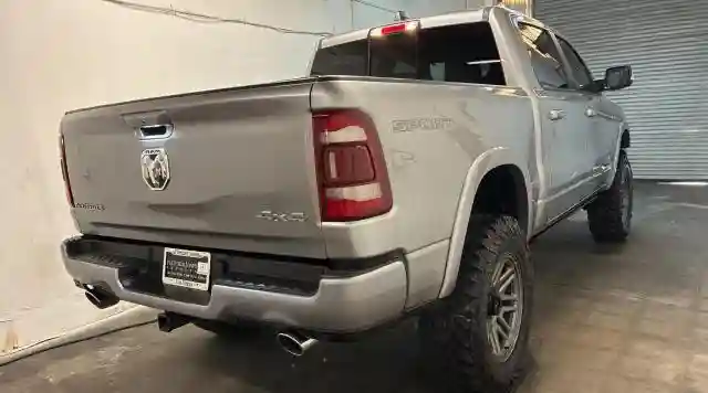 1C6SRFJM7NN224144 2022 RAM 1500-3