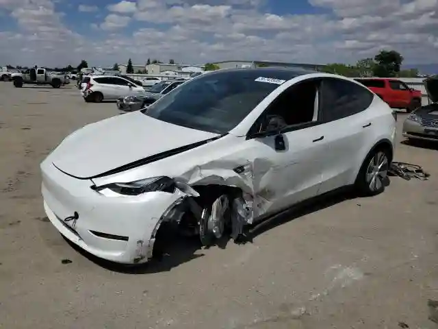 7SAYGDEE4NA022683 2022 TESLA MODEL Y-0