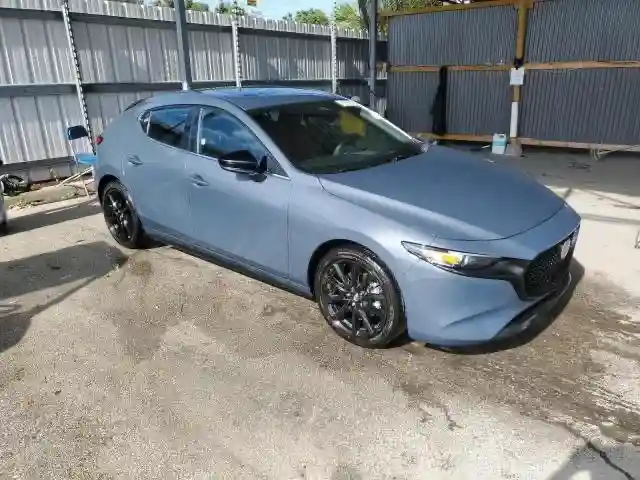 JM1BPBLM3R1709768 2024 MAZDA 3-0