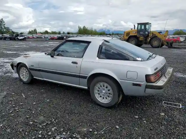 JM1FB3321F0853356 1985 MAZDA RX7-1