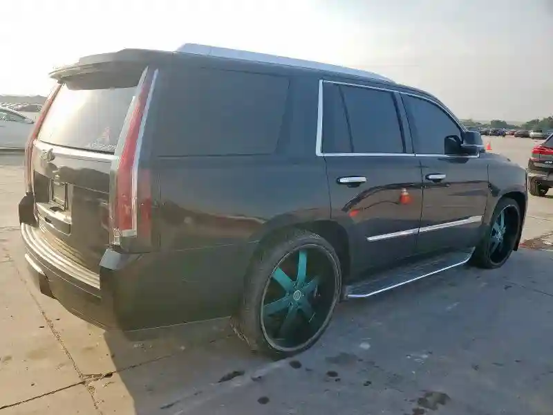 1GYS4MKJ0FR663075 2015 CADILLAC ESCALADE-2