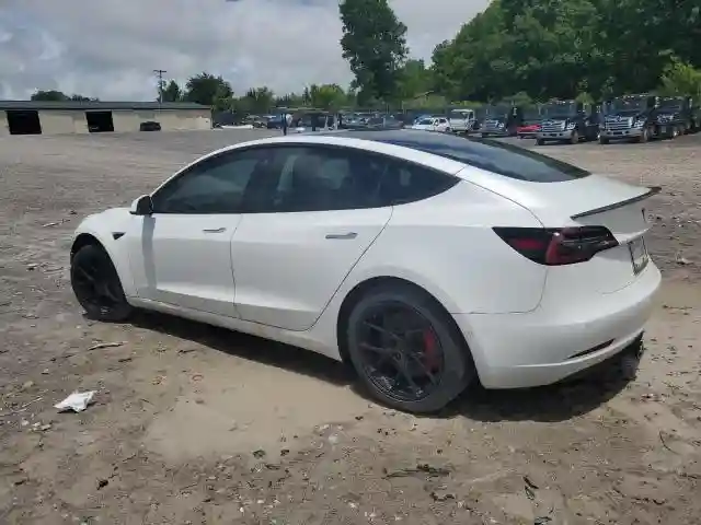 5YJ3E1EB7JF106429 2018 TESLA MODEL 3-1