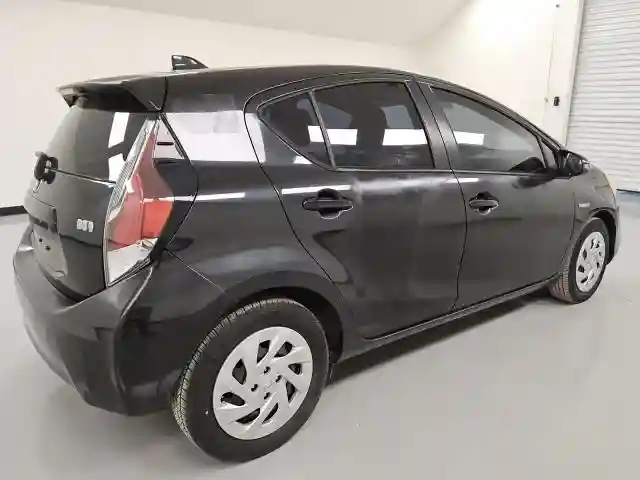 JTDKDTB39G1122950 2016 TOYOTA PRIUS-2