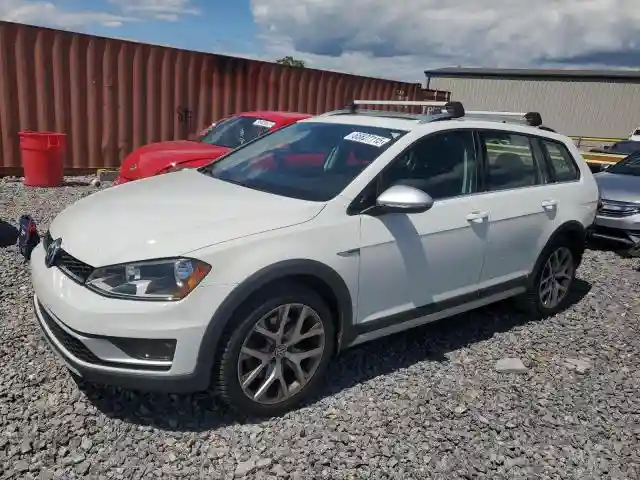 3VWH17AUXHM514860 2017 VOLKSWAGEN GOLF-0