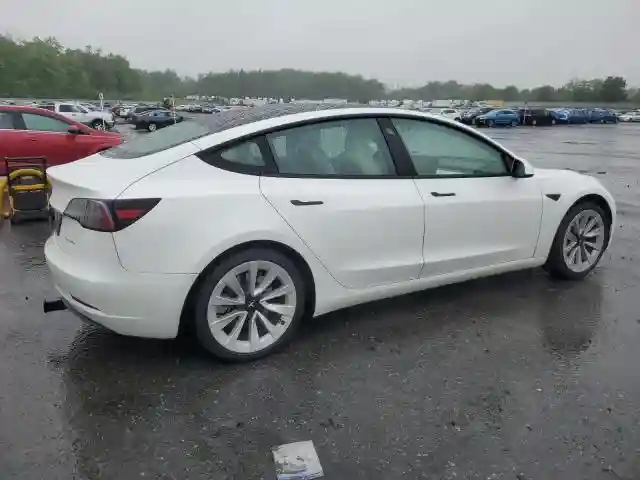 5YJ3E1EB9MF975490 2021 TESLA MODEL 3-2