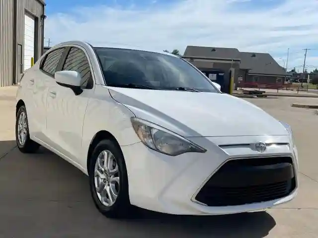 3MYDLBZV1GY131376 2016 TOYOTA SCION-0