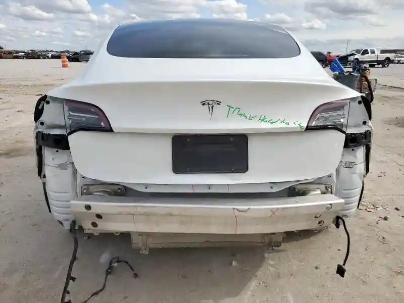 5YJ3E1EA7LF613342 2020 TESLA MODEL 3-5