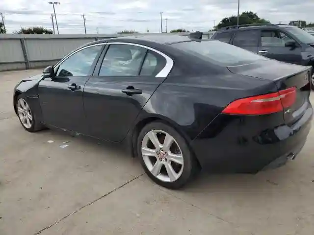 SAJAD4BG0HA965491 2017 JAGUAR XE-1