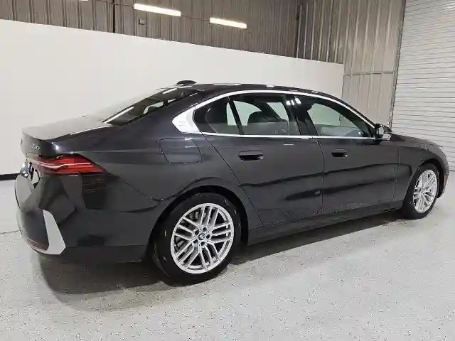 WBA53FJ05RCP82450 2024 BMW 5 SERIES-2
