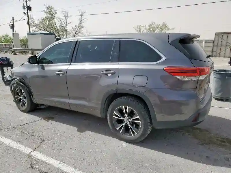 5TDZARFH5JS036030 2018 TOYOTA HIGHLANDER-1