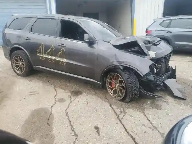 1C4SDJGJ6JC232667 2018 DODGE DURANGO-3
