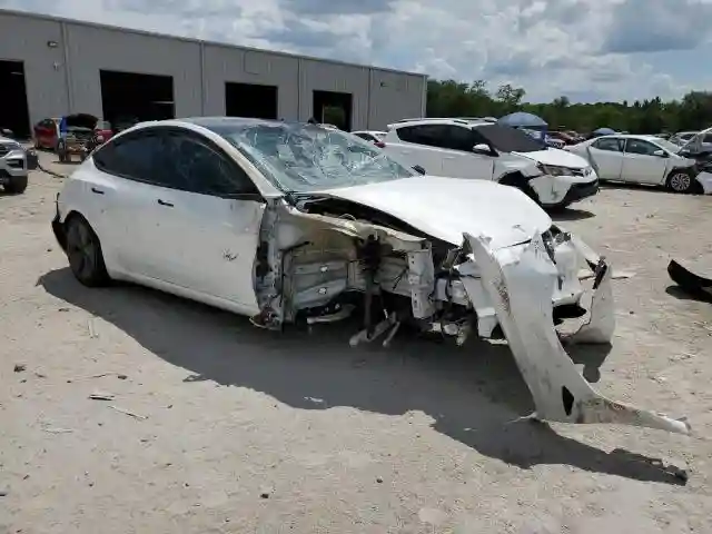 5YJ3E1EA3MF976870 2021 TESLA MODEL 3-3