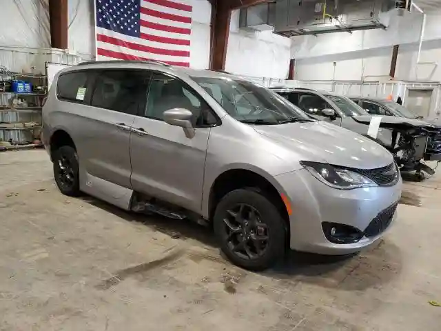 2C4RC1EG6LR116405 2020 CHRYSLER PACIFICA-3