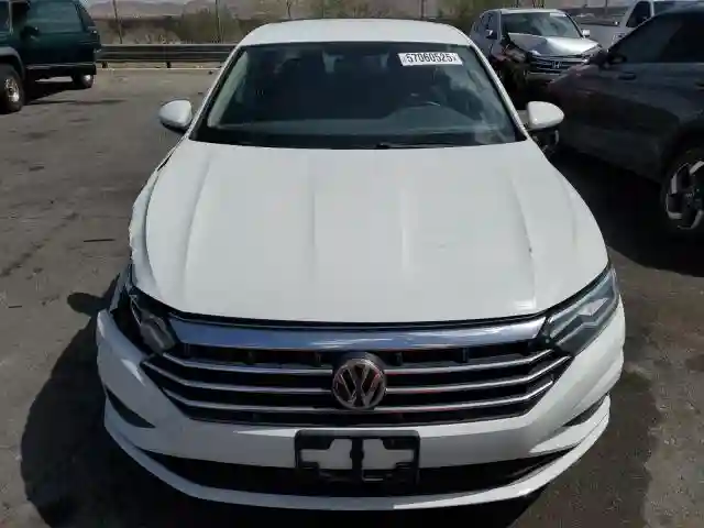 3VWC57BU5KM250841 2019 VOLKSWAGEN JETTA-4