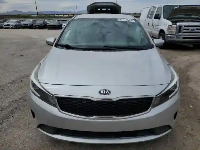 3KPFK4A73HE018776 2017 KIA FORTE-4