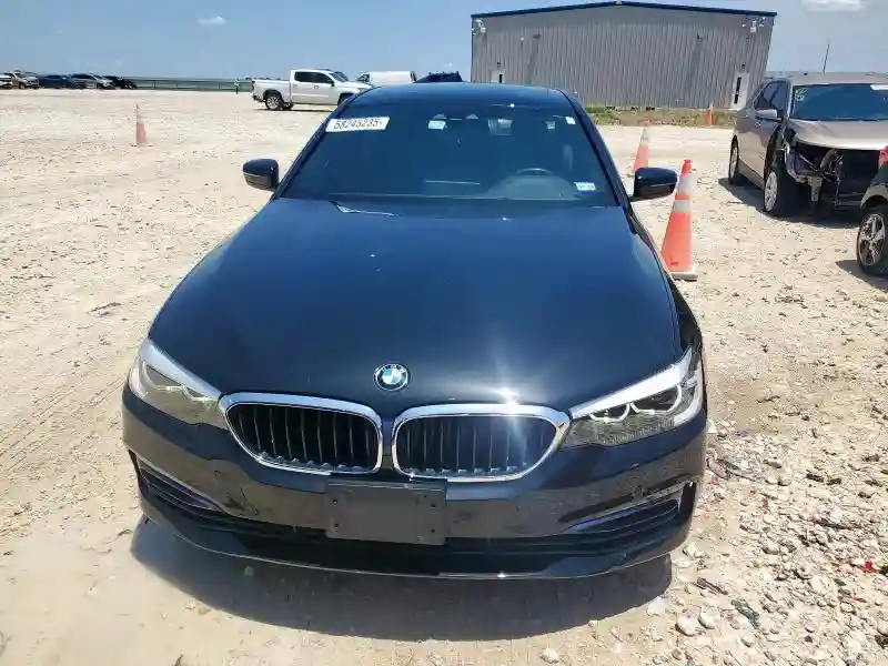WBAJS3C02LCE01869 2020 BMW 5 SERIES-4