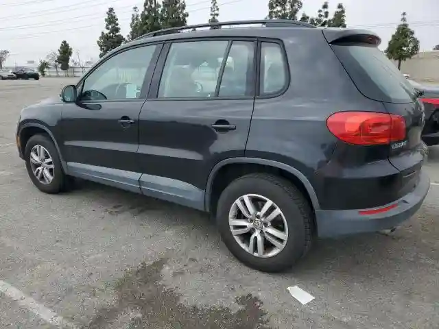 WVGAV7AX4GW610481 2016 VOLKSWAGEN TIGUAN-1