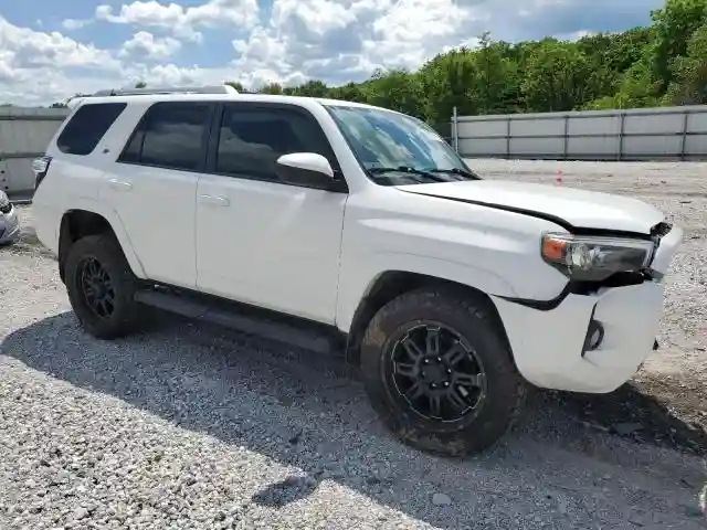 JTEBU5JR1H5427009 2017 TOYOTA 4RUNNER-3