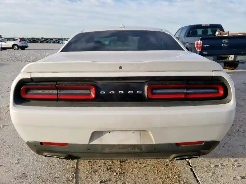 2C3CDZAG7GH108143 2016 DODGE CHALLENGER-5