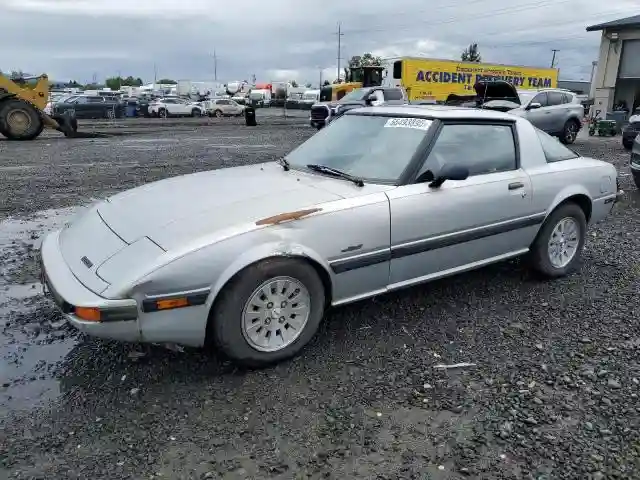 JM1FB3321F0853356 1985 MAZDA RX7-0